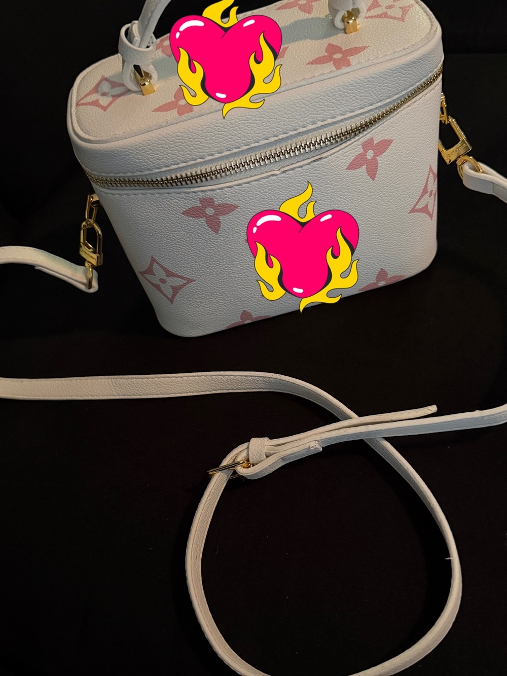 Vanity crossbody bag